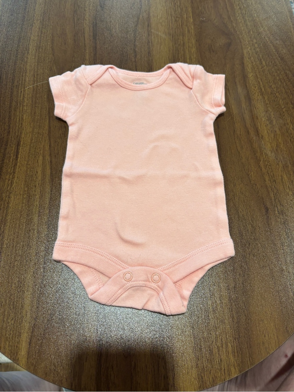 George Peach Short-Sleeve Baby Bodysuit